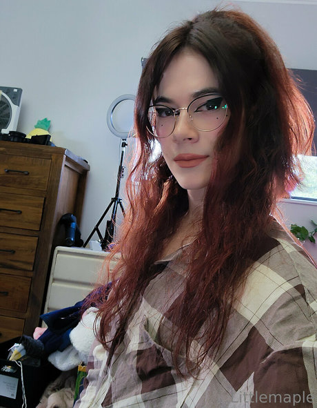 LittleMapleBerry onlyfans