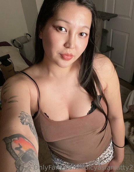 spicyasiankitty2 nudes onlyfans leak