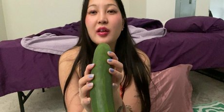 spicyasiankitty2 onlyfans mega