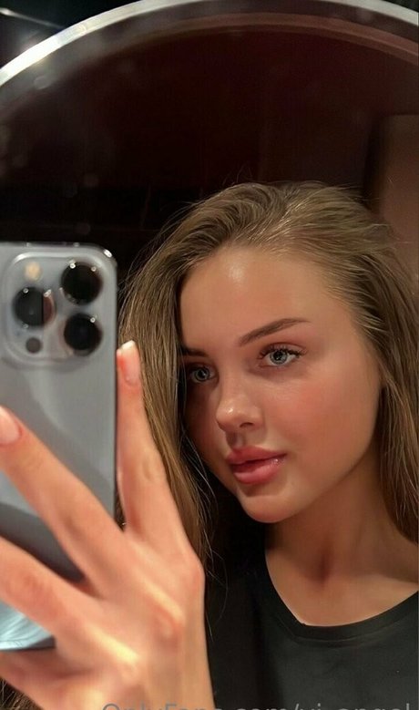 vi angel nsfw onlyfans