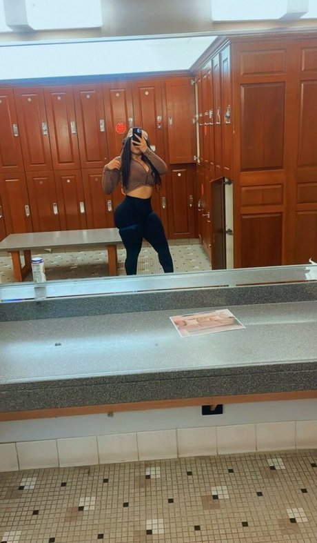 safiyaswrld onlyfans nude porn