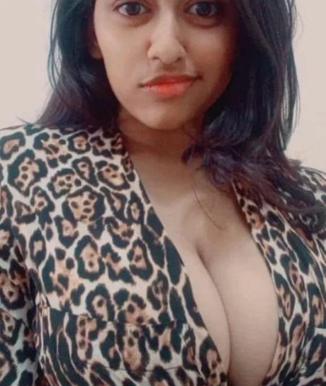 Sanjana Saba free only fans