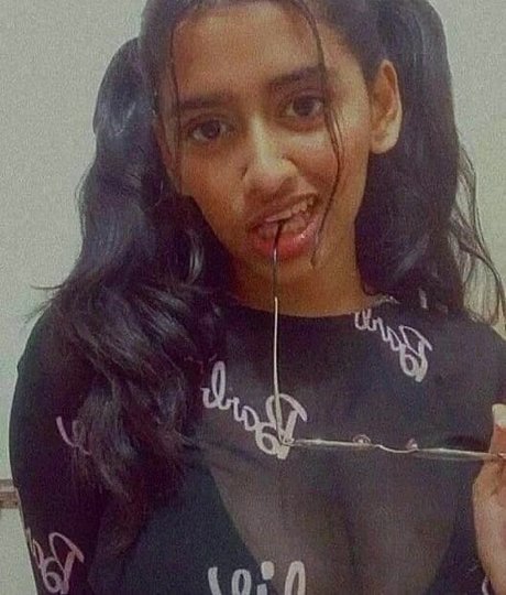 Sanjana Saba Profile pic