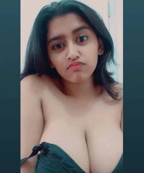 Sanjana Saba onlyfans explicit content