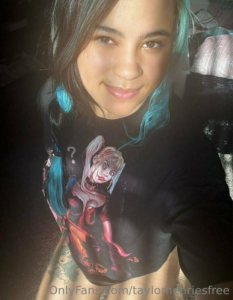 taylorhenriesfree onlyfans model photos