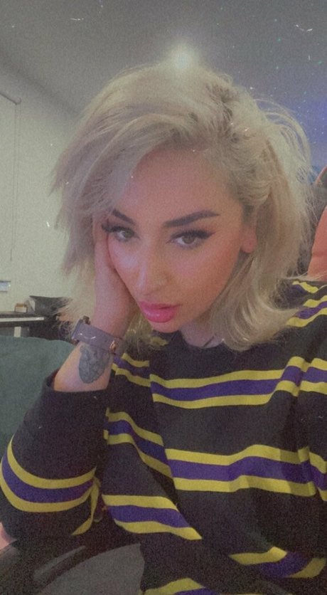 sawina onlyfans nsfw