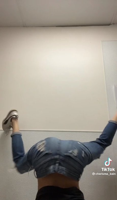 Charisma Kain onlyfans leaks