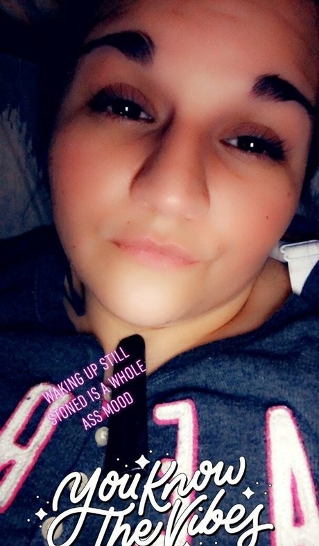 begformolly onlyfans nude pics