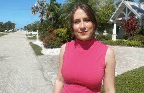 Marianna Spring onlyfans star