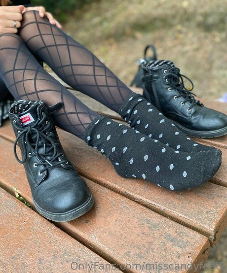 misscandyfeet2 onlyfans page