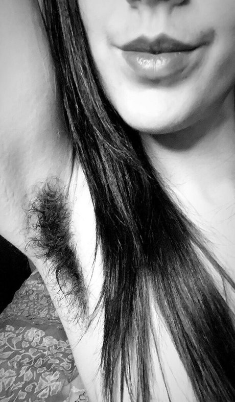 Scarlet Labelle onlyfans leaked photos