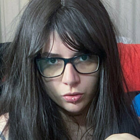 ylw lily nude porn onlyfans