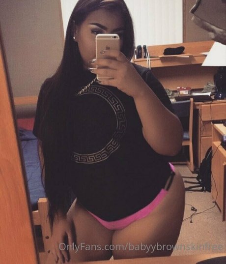 babyybrownskinfree onlyfans nude photos