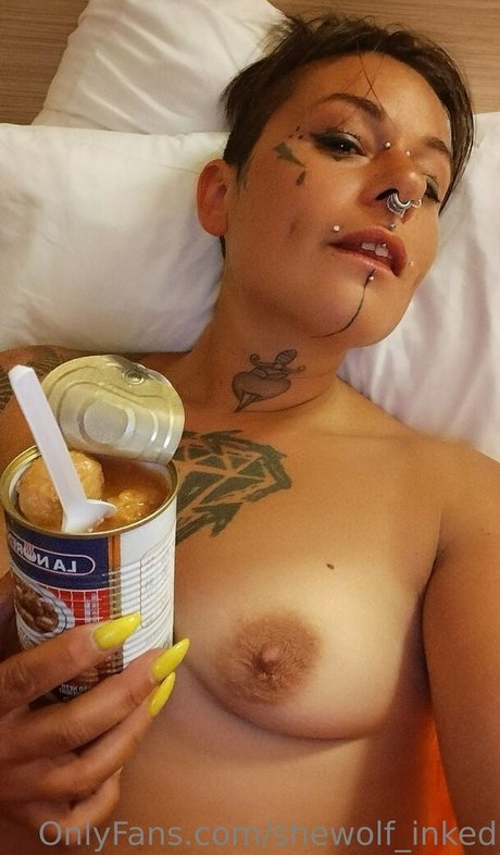 shewolf inked onlyfans ass