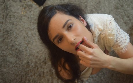 mirabella 00 new leaked onlyfans