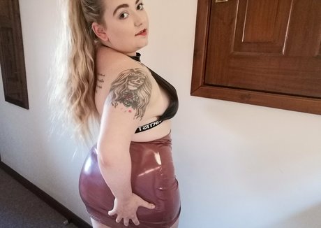 yourlucyloo onlyfans lesk