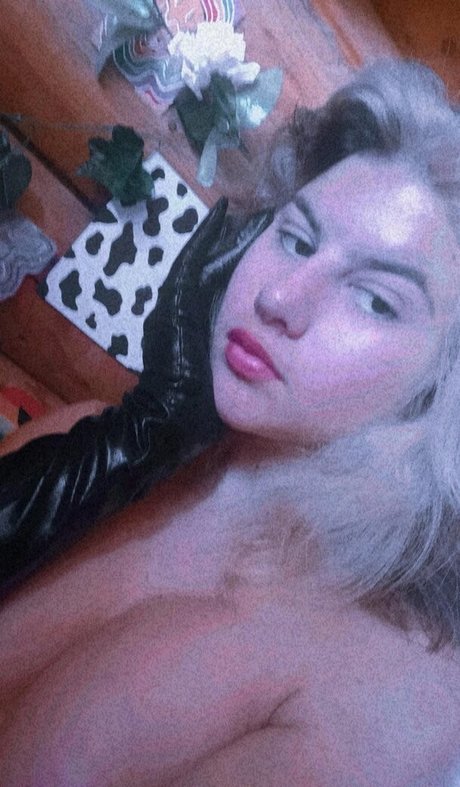 StrangeRabbit free only fans