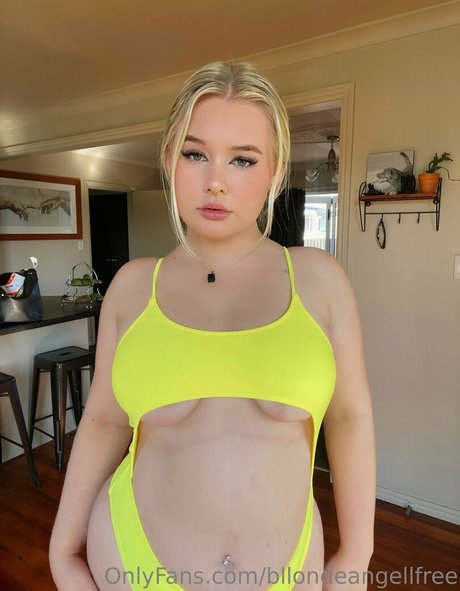 bllondeangellfree onlyfans topless
