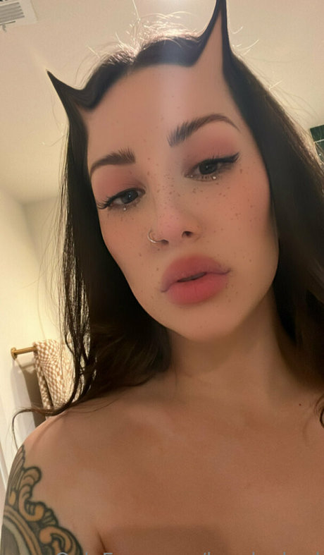 Lunaluvbad onlyfans leaked pictures