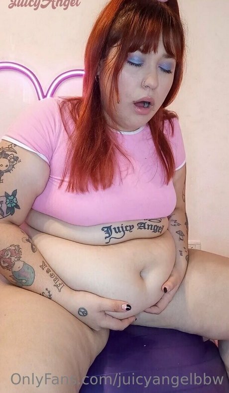 juicyangelbbw onlyfans topless
