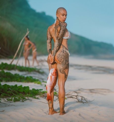 Maria Kasta onlyfans leak