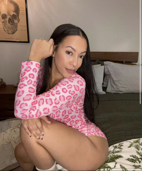 Curvy Goddesses onlyfans free content