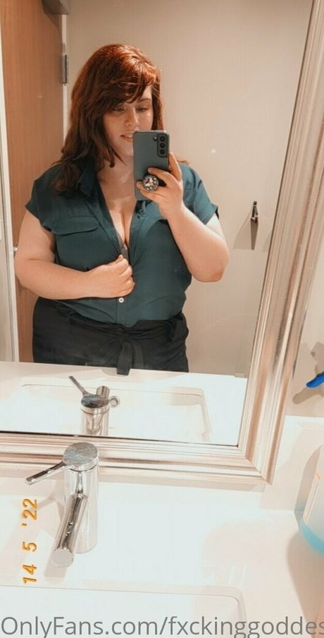 fxckinggoddes onlyfans naked leaks