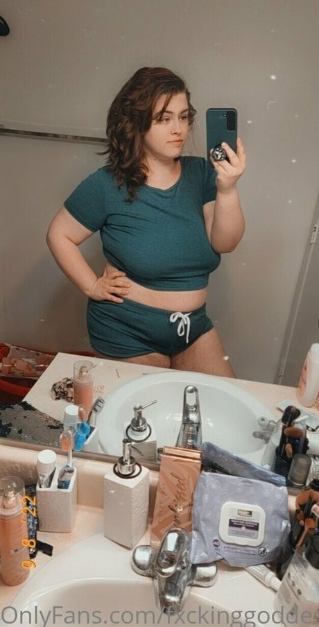 fxckinggoddes onlyfans page