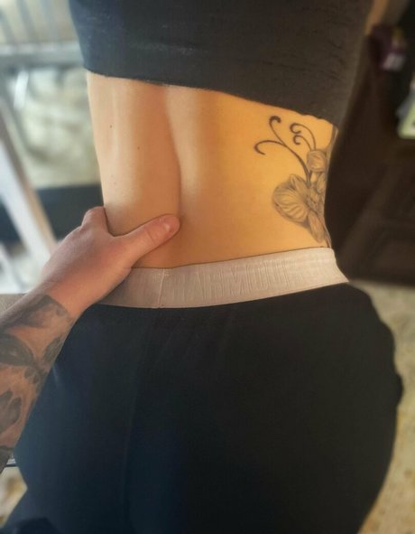 shelbi dd porn onlyfans