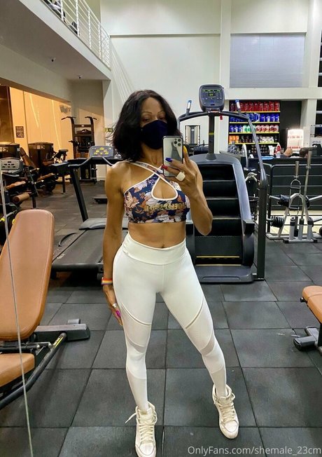 shemale 23cm nude onlyfans leak