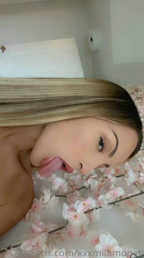 xxxmilamonet onlyfans public photos