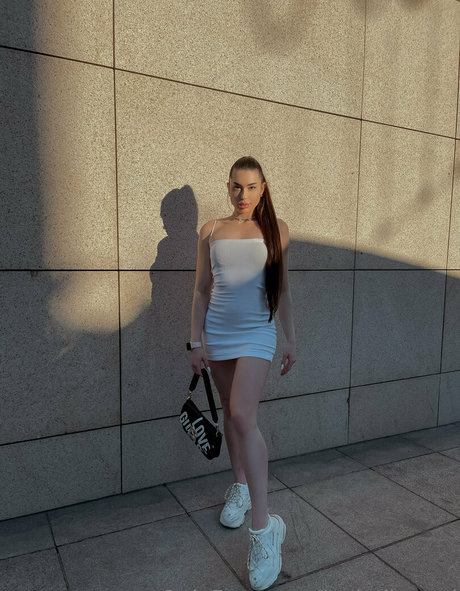 dinadimond nude only fans