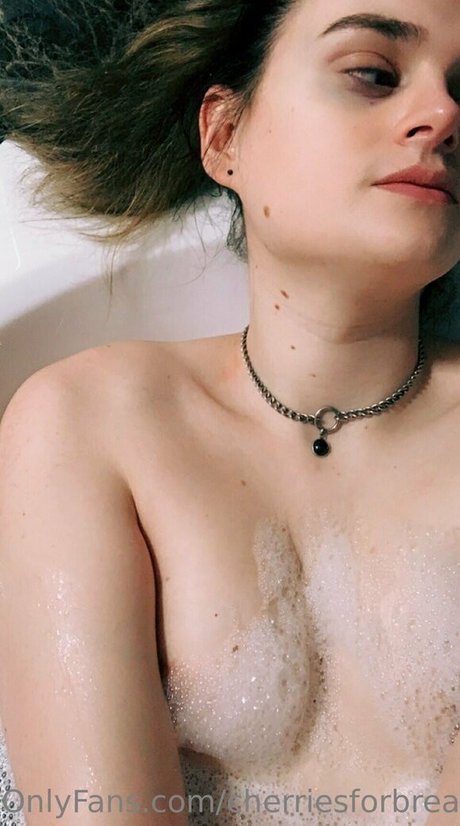 cherriesforbreakfast leaked onlyfans