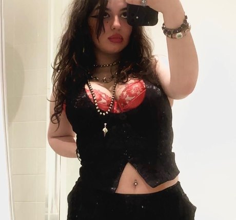 Maddy Adderley onlyfans nude leak