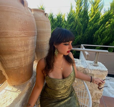 Maddy Adderley onlyfans fotos