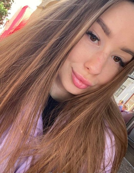 alicee kisss onlyfans nude photos