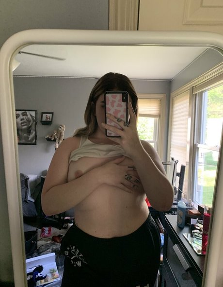 nattiethebaddie nude on onlyfans