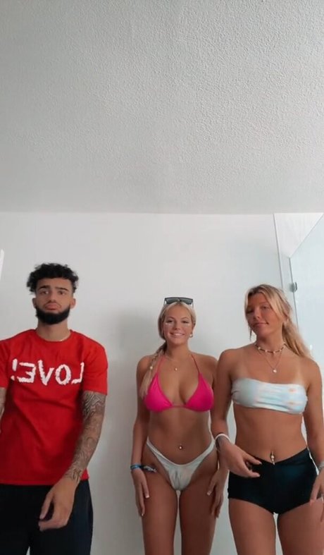 Kyla Deaver nude onlyfans