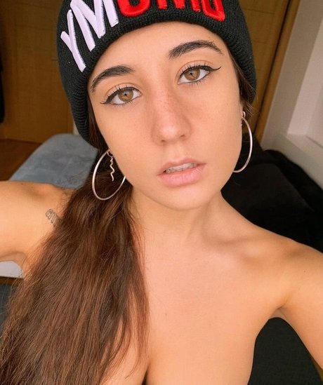 Raquel Tamborino onlyfans boobs