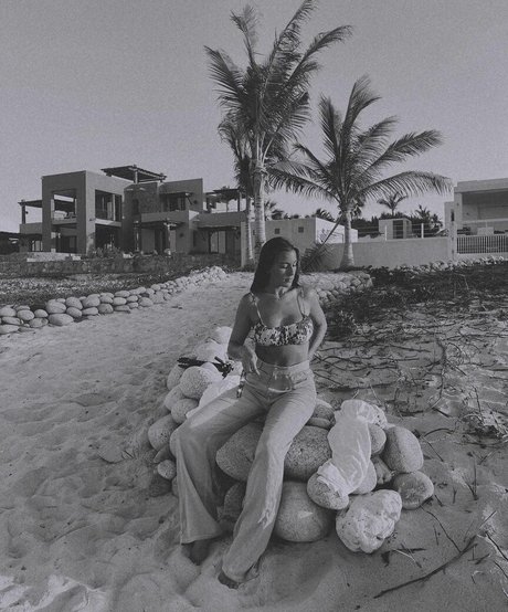 paulagonu onlyfans leak sex