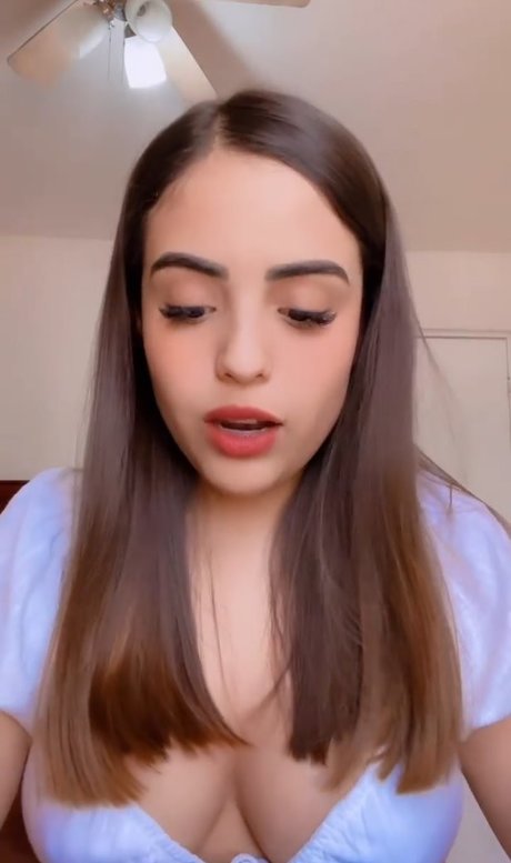 Frida Najera onlyfans explicit content