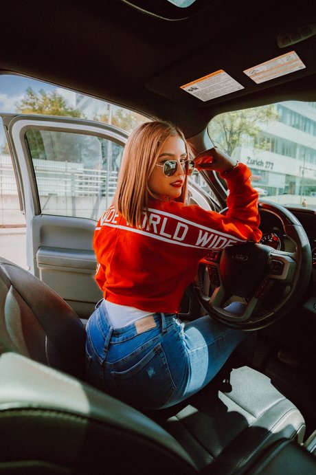 Frida Najera onlyfans tits