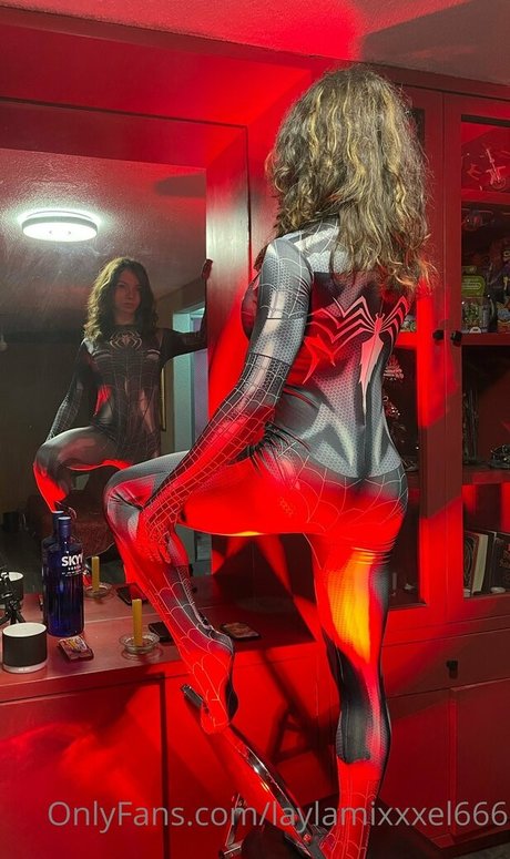 laylamixxxel666 only fans leak nude