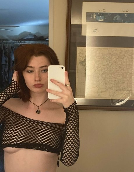 meow4meb1tchh nude onlyfans