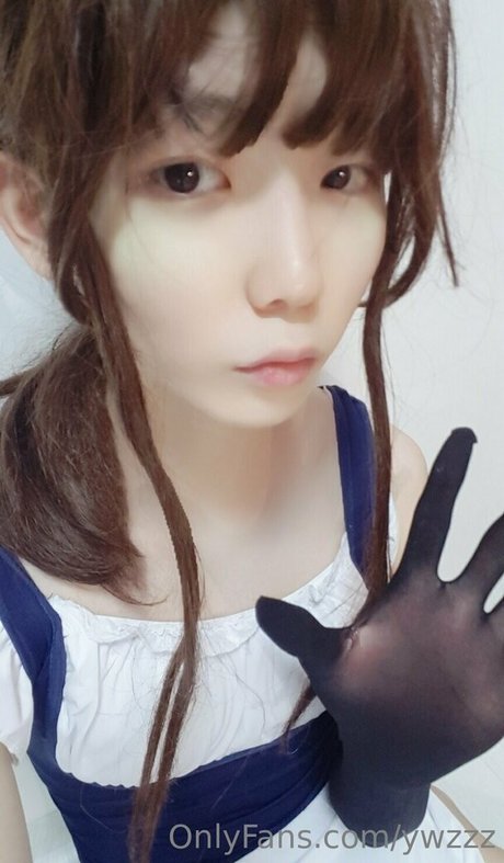 ywzzz onlyfans picture