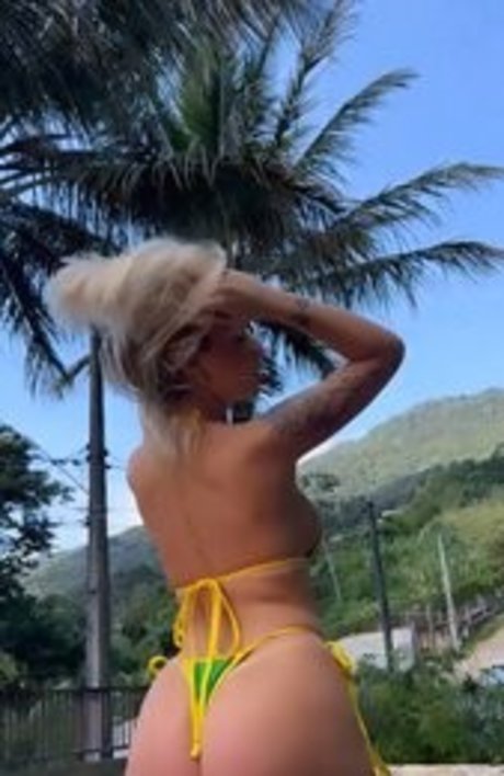 Vitoria Mondoni onlyfans free porn