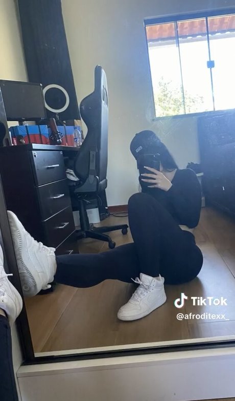 afrodite xx onlyfans leams