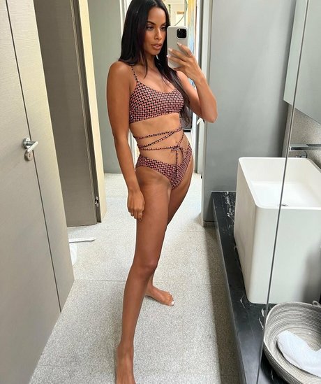 Rochelle Humes on onlyfans