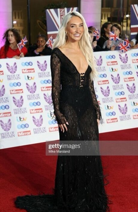 Megan McKenna onlyfans leajs