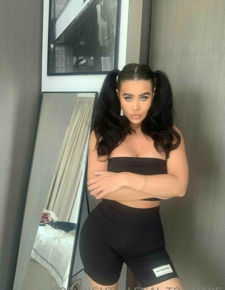 missscarletrose onlyfans public photos